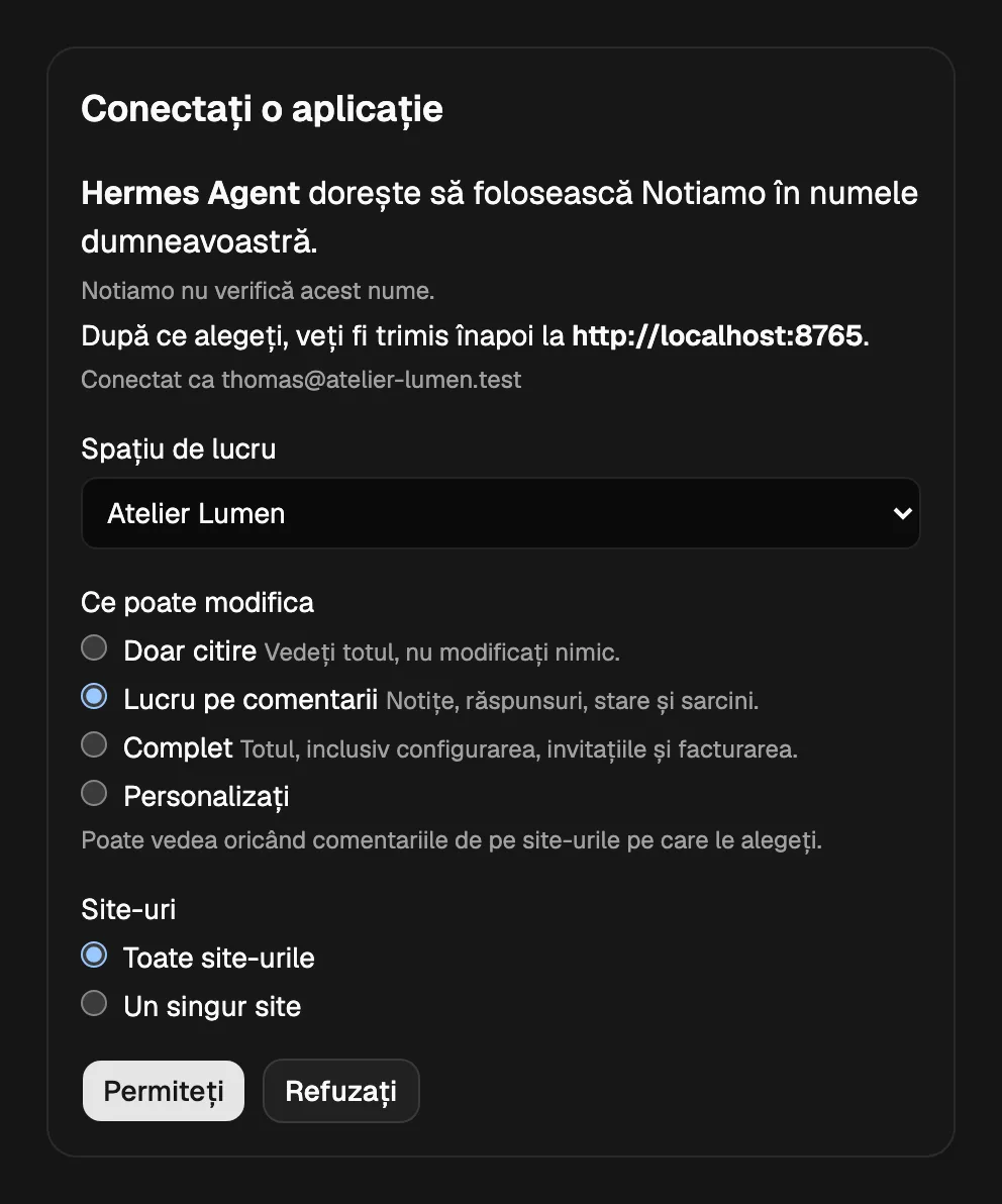 Pagina Notiamo „Conectați o aplicație”: numele aplicației, spațiul de lucru, ce poate modifica, site-urile și butoanele Permiteți și Refuzați.